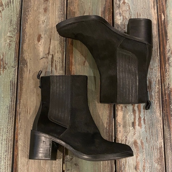 Ugg Camden Cow Hair Exotic Chelsea Ankle Boots Booties Block Heel Black Size 10 - Picture 3 of 14